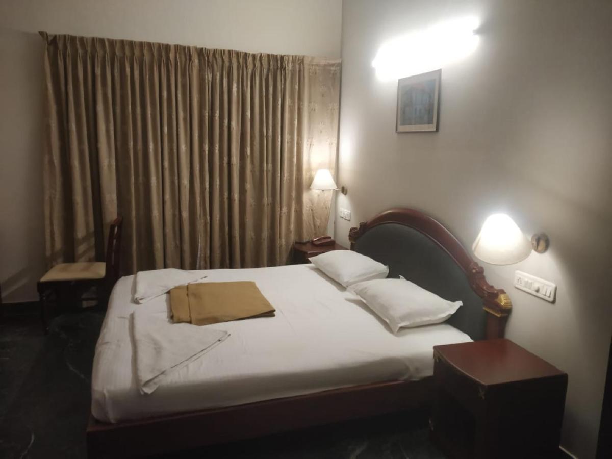 Karthika Residency Daire Kochi Dış mekan fotoğraf
